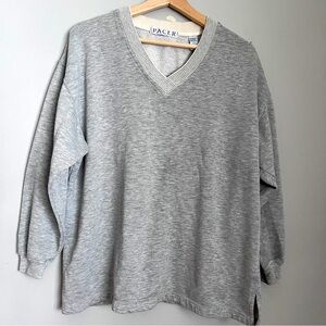 Pacer Grey Sweatshirt V-Neck Size Large Women’s Excellent Condition